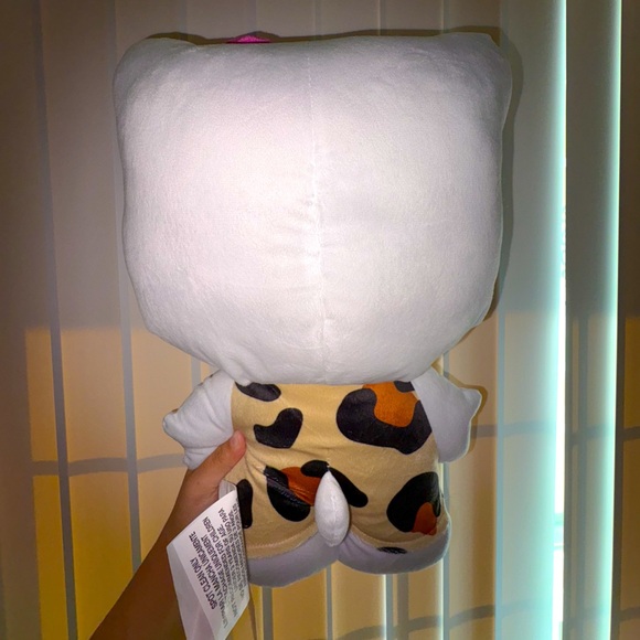 Hello Kitty Decorative Pillow - Picture 2 of 2